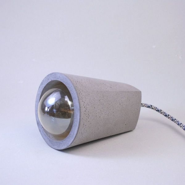 beton-fuggesztek-lampa-kis-buraval-szurke