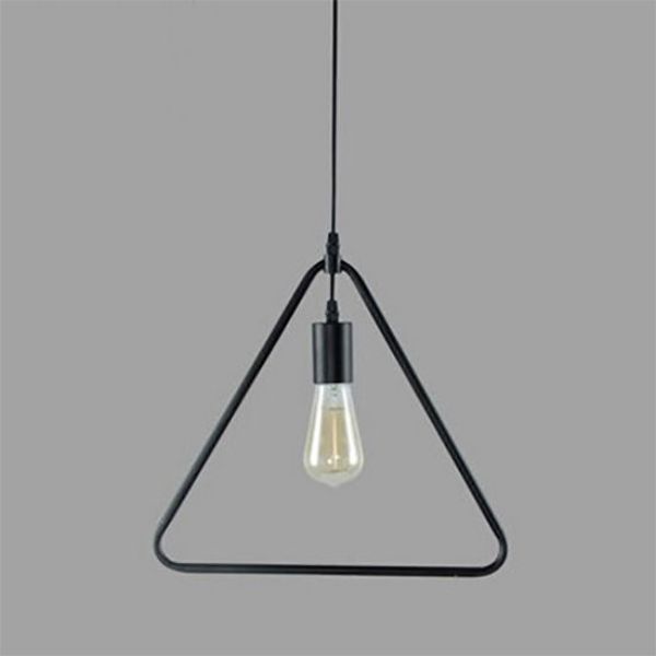 geometriai-fuggesztek-haromszog-lampa